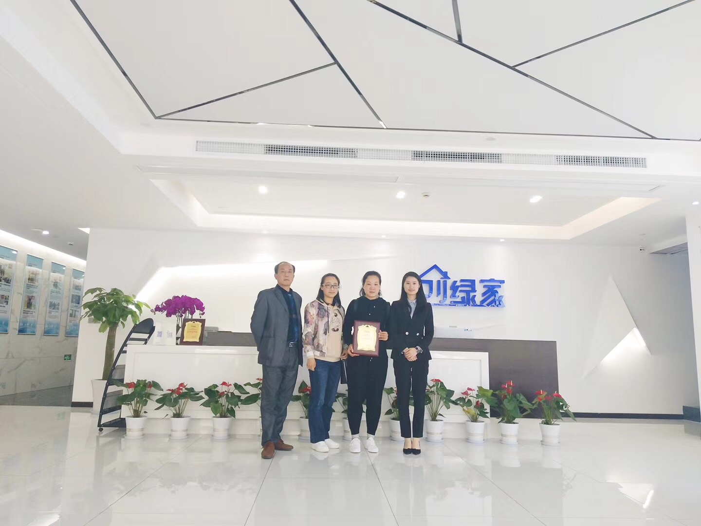 熱烈祝賀李總簽約創(chuàng)綠家撫州市區(qū)級(jí)代理！