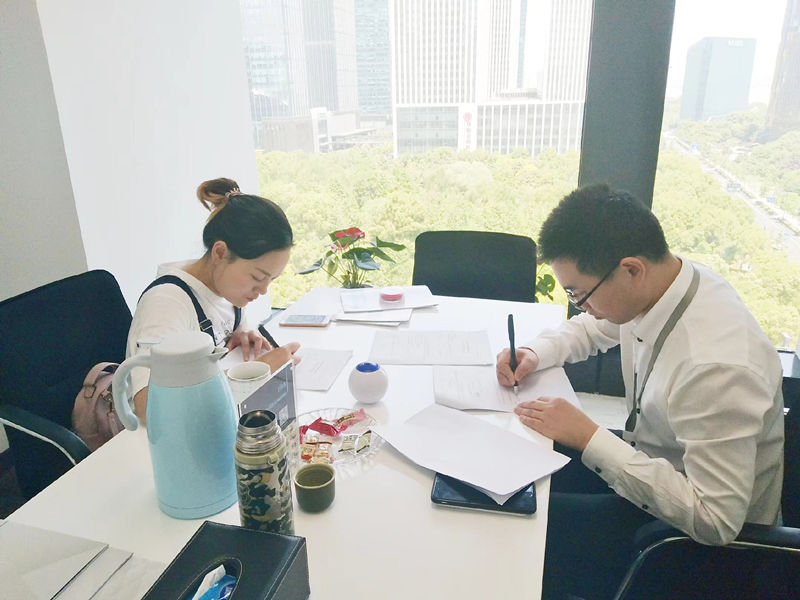 熱烈祝賀陳總簽約創(chuàng)綠家浙江省縣級(jí)市代理！
