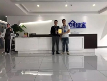 熱烈祝賀王總簽約創(chuàng)綠家南京市區(qū)級(jí)代理！
